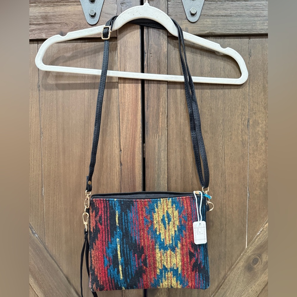Be Clever Chenille Patterned Crossbody Bagโ